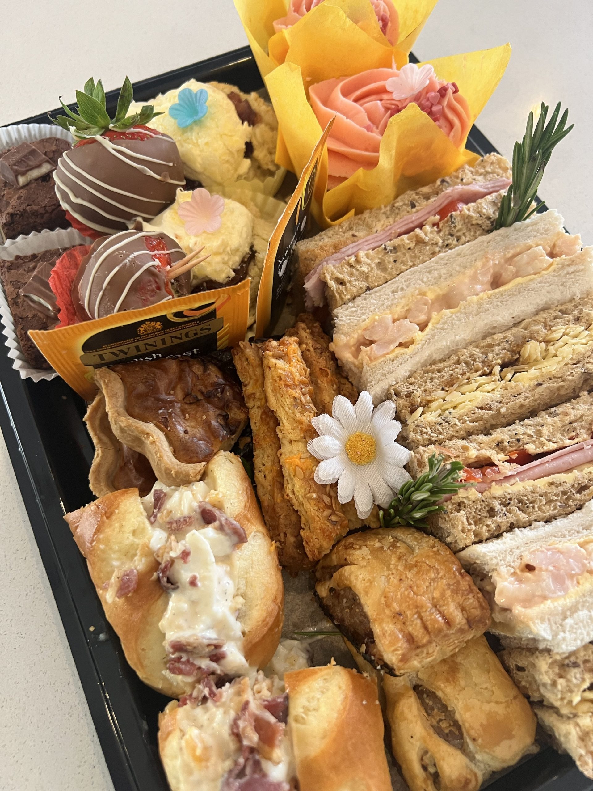AFTERNOON TEA FOR TWO - Image 5